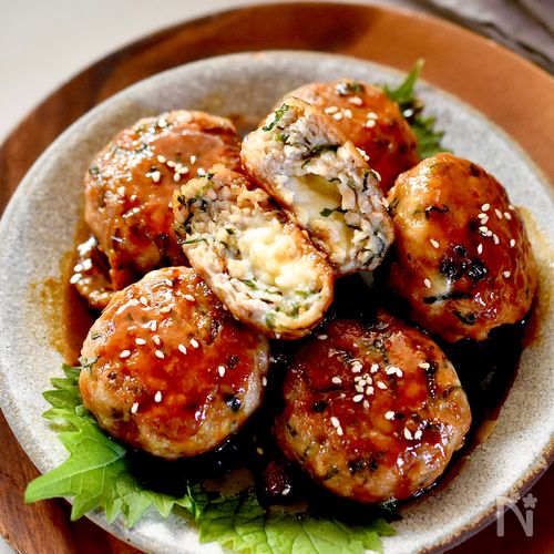 みちっとジューシー【チーズインしそ照りつくね】