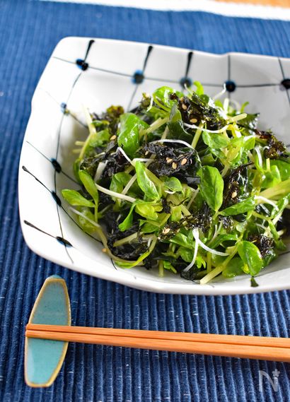 豆苗とわかめのチョレギサラダ