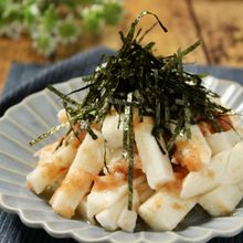 ぱぱっとさっぱり副菜！長芋の梅おかか和え