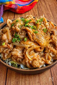 味濃い系◎【豚こま玉ねぎのごま味噌にんにく炒め】ご飯が進む♪