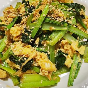 ナムディの作ってみた!投稿(【小松菜と卵の中華風炒め】シンプルうまい！ぱぱっと副菜♪)