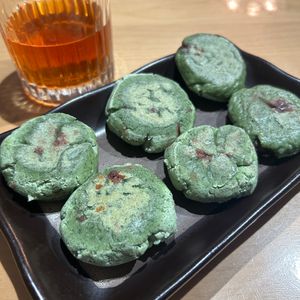 はなうざーの作ってみた!投稿(まるで梅ヶ枝餅な【焼きよもぎ餅】表面カリカリ！中もっちもち！)