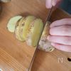 【新じゃがいものクリーム煮】生クリームいらず！優しい味♡の工程1