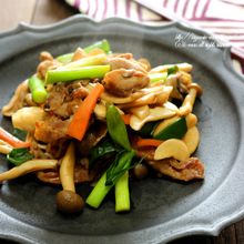 きのこと豚肉のコチュポン炒め。