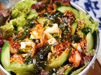 焼肉屋さんの🥩キムチと豆腐のピリ辛チョレギサラダ😋🥗