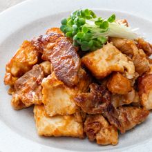 【10分でビシッと決まる】厚揚げと豚こまの甘酢炒め