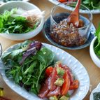 【コレ1本で簡単ごちそう飯】ピリ辛旨ジュレのお刺身ごはん