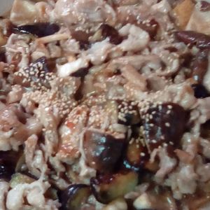 鶏皮坊主の作ってみた!投稿(ご飯が進む♪【豚こまと茄子と椎茸のピリ辛味噌炒め】お弁当にも)