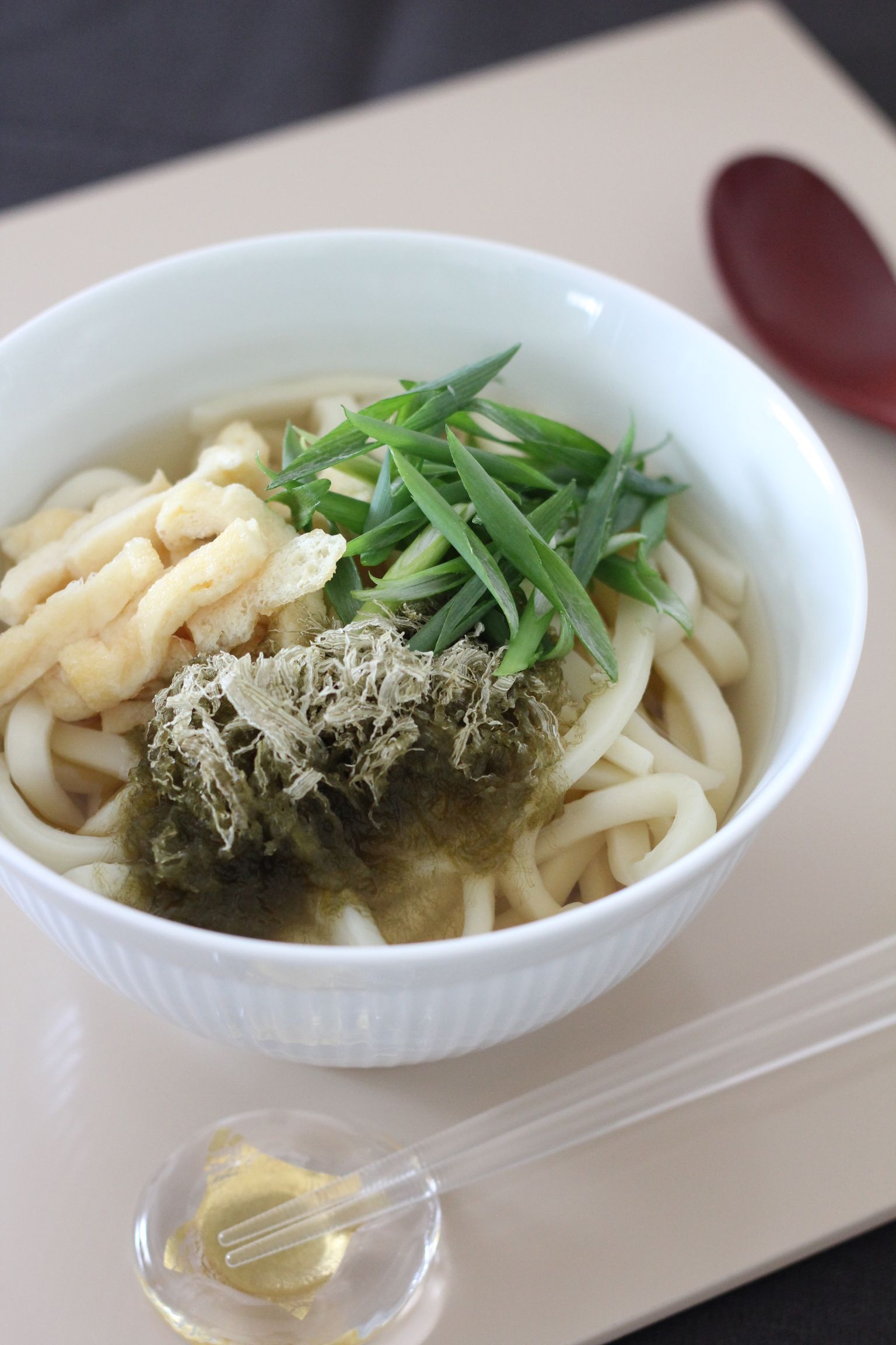 出汁香る 基本の関西風うどん | レシピサイトNadia