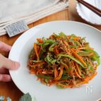 やみつき＊ピーマンとにんじんのじゃこチーズ炒め