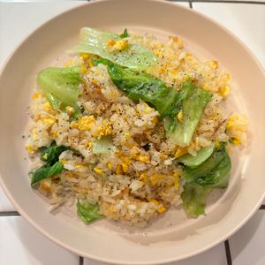mi-koの作ってみた!投稿(【しらすレタス炒飯】お手軽食材でパパっと！レタスシャキ旨！)