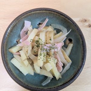 ゆいの作ってみた!投稿(【新じゃがたまサラダ】レンジで簡単！うま塩ごま油♪)