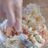 【手、汚しません】ふわふわジューシー！豆腐入りチキンナゲットの工程1