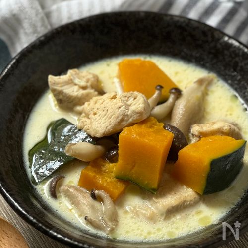 かぼちゃと鶏むね肉のおかずになる和風豆乳スープ