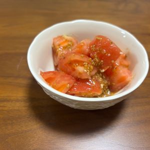こむぎの作ってみた!投稿(【トマトの中華風ごま和え】あと一品に♪パパッと完成！)