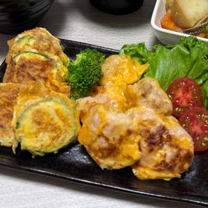 みーこの作ってみた!投稿(ズッキーニのチーズピカタ)