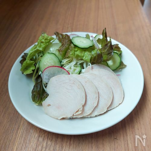 腸活☆塩麹でしっとりおいしいサラダチキン