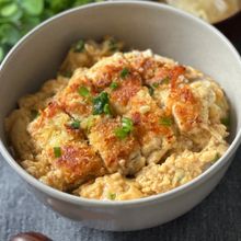 【鶏むね肉で】カレー風味のチキンカツ丼