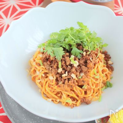 絶品!汁なし担々麺§肉だく!止まらないオイシサ