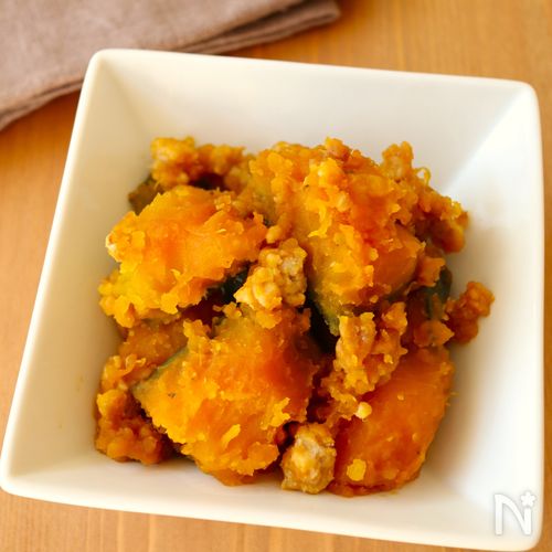 レンジで5分!【かぼちゃのそぼろ煮】ほっこり甘辛味♩