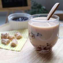 紅茶ゼリーinミルクティー