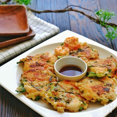 もち麦入りむきエビと青ねぎのチーズチヂミ