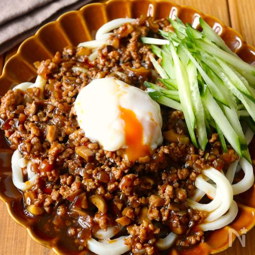 10分で完成!【濃厚肉味噌ジャージャーうどん】リピート確定♩