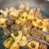 【材料2つ】レンコンと砂肝の醤油ガーリックオイル焼きの工程6