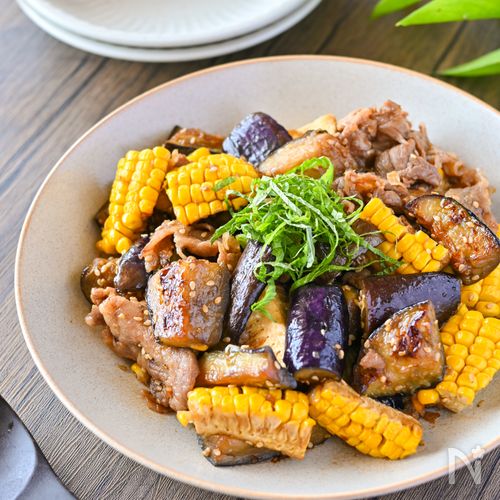 子ども大喜び!豚肉となすととうもろこしの甘辛炒め