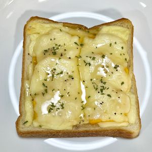 キャピタンの作ってみた!投稿(トーストバリエ＊柿とチーズのトースト)