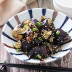 レンチンのみ！冷やして食べる♡なすのごまおかか塩昆布和え