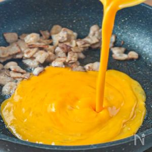 失敗しない◎お店みたいにパラパラ【豚バラ高菜チャーハン】 | レシピ 