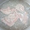 トマトとバジルの爽やか豚しゃぶサラダ　丼でも美味しい♪の工程1