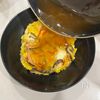 簡単コツあり♪〖ふわとろ卵の天津飯〗カニカマと椎茸が香る〜♪の工程5