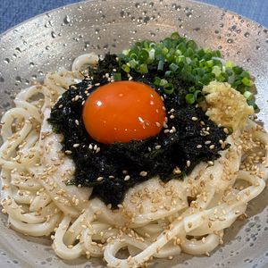 楽ラク手抜キッチン🐶🐾の作ってみた!投稿(あおさ香る夏の白だし冷やしうどん/とろろと卵黄で栄養も整う)