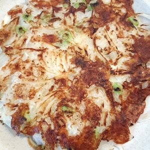 45hihiの作ってみた!投稿(新玉ねぎのもちもちチーズチヂミ【#子供も喜ぶ #食材ひとつ】)