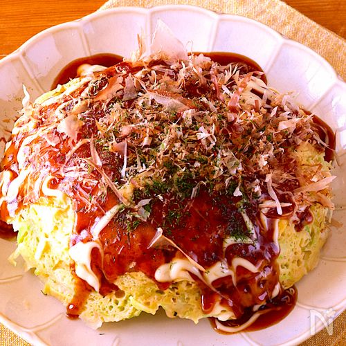 どんぶりで驚きの仕上がり♪お好み焼きケーキ