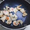 海老と豚肉の玉子もやし炒めの工程2