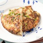 冷めてもふわとろ！ちくわと葱のとろろ焼き