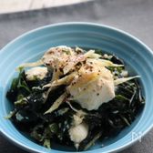 【豆腐とわかめの旨だれサラダ】和えるだけでできる絶品サラダ！