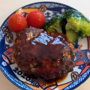 ともの作ってみた!投稿(入れた方が美味しい！【豆腐ハンバーグ】)
