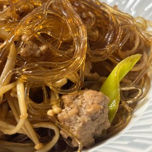 mocoの作ってみた!投稿(春雨とエノキ、合い挽き肉のすき炒め)