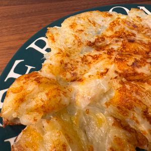 フミの作ってみた!投稿(新玉ねぎのもちもちチーズチヂミ【#子供も喜ぶ #食材ひとつ】)