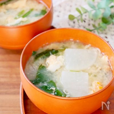栄養たっぷり♡ほうれん草と大根のかき卵味噌汁