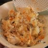 仕事後5分。食べる手が止まらない【至高の炊き込みご飯】の工程2