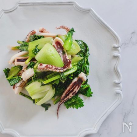 スルメイカとチンゲン菜の醤油炒め By 高橋 はるな レシピサイト Nadia ナディア プロの料理家のおいしいレシピ