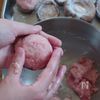 秋の味覚!肉詰めしいたけのホイル焼きの工程4
