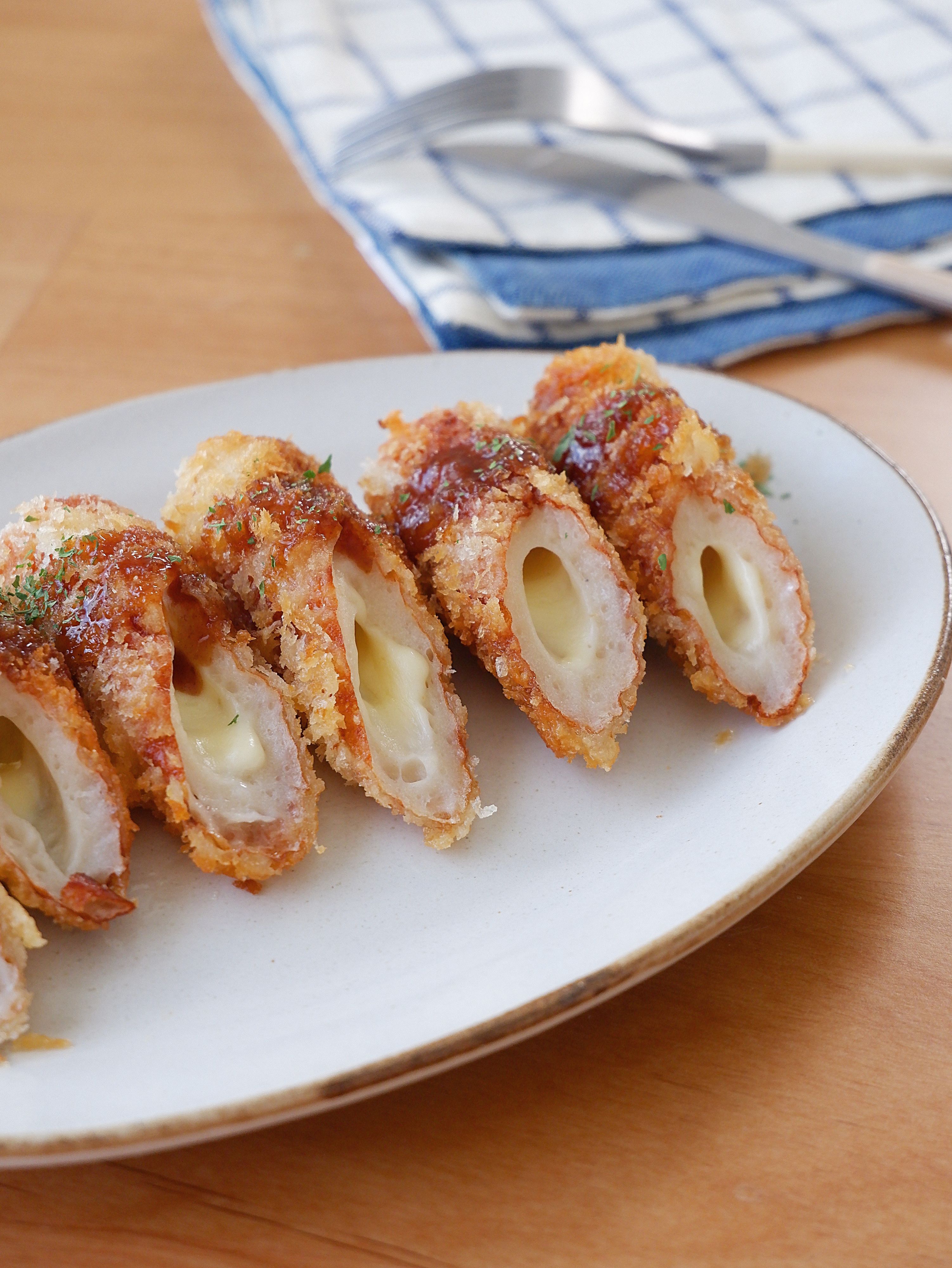 10分で完成🙌〈ちくわフライ〉ざくもち食感がたまらない🐟 | レシピ