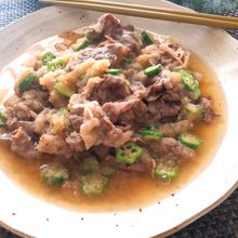 暑い日にぴったりのおかず♡牛こまの生姜風味さっぱりおろし煮