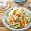 抱えて食べたい！【やみつき無限キャベツナムル】